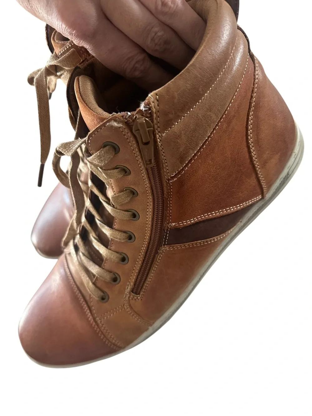 Propet classic tan